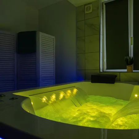 El Balneo - Wifi - - A Pied - Netflix - Parking Apartman